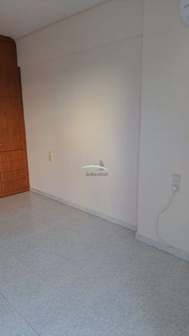 Studio/Γκαρσονιέρα για ενοικίαση Τ.Ε.Ι. (Πάτρα) - Photo 3