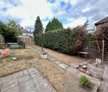 2 bedroom semi-detached house to rent - Photo 6