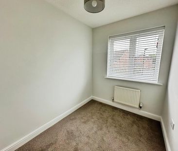 3 bedroom terraced house to rent - Photo 3