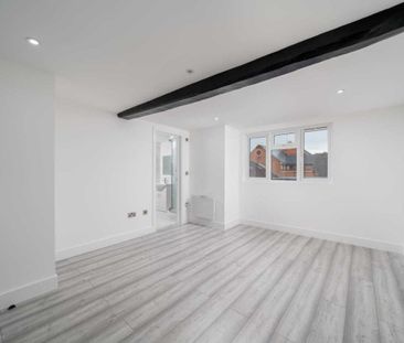 Bank Street - Photo 3