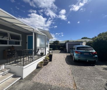 EASY CARE LIVING - Photo 1