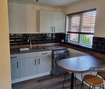 2 bedroom maisonette to rent - Photo 6