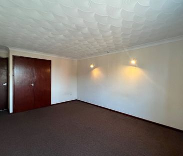 High Street - Photo 5