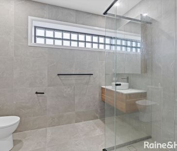 Modern & Low Maintenance - Photo 6