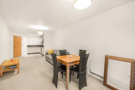 Surrey Quays Road London SE16 - Photo 2