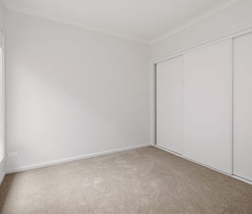 Brand New 3 Bedroom Townhome - Photo 6