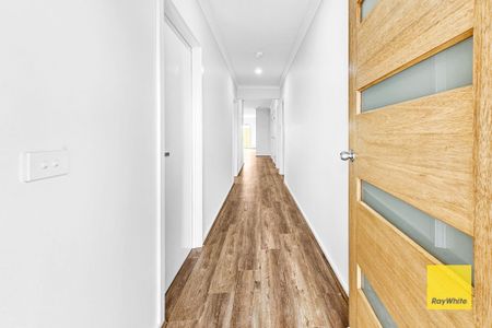 A Home That Speaks for Itself! - Photo 2