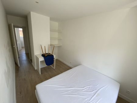 Magnifique T5 avec meubles à disposition en duplex à proximité de la gare Lille Flandres réf G452-3 - Photo 5