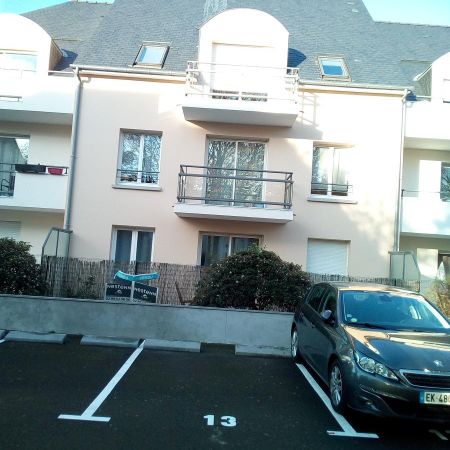 Proche centre-ville et commerces - appartement T2 - 45 m² habitables. - Photo 3