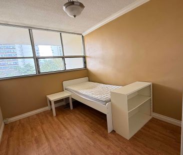 For Lease - 1300 Marlborough Court Unit# 323, Oakville, Ontario - Photo 2