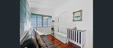 Wynnum, QLD 4178 - Photo 2