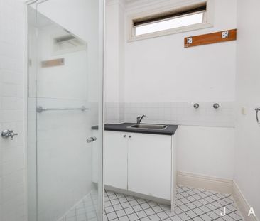 4 Clarendon Street, Yarraville, Vic 3013 - Photo 4