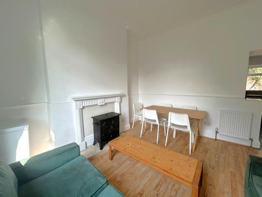 5 bedroom house share to rent - Photo 1