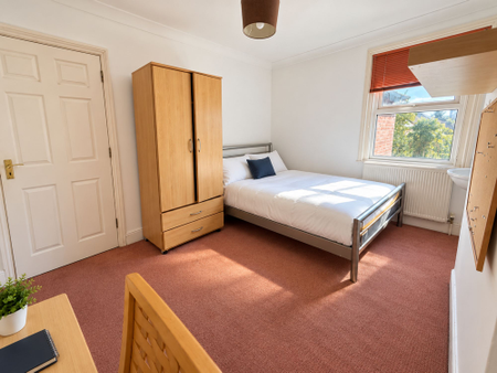 Corporation Road, Bournemouth, BH1 - Photo 5