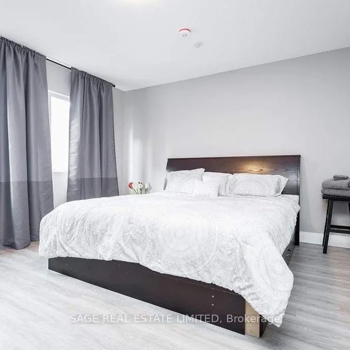 73 King Street E #1 - Photo 1