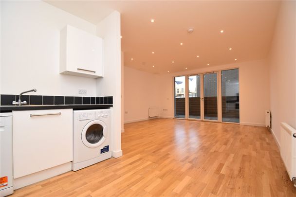 Waterside Marina, Brightlingsea, Colchester, Essex, CO7 0GE - Photo 1