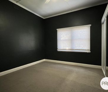 NEATLY PRESENTED! - Photo 5