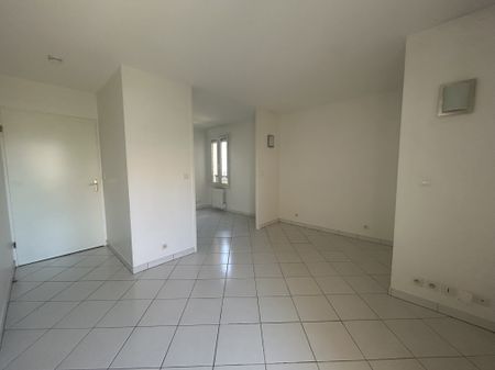 Location Appartement 2 pièces 32m² PONTAULT COMBAULT 77340 - Photo 5
