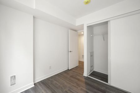 For Lease - 10 Ed Clark Gardens Boulevard Unit# TH5, Toronto, Ontario - Photo 5