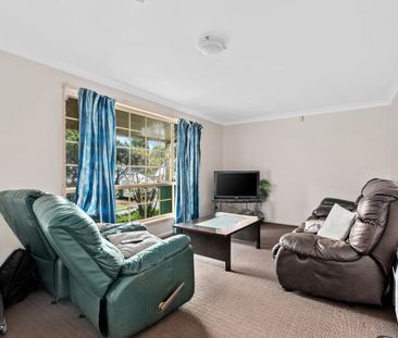 Attractive, Low-set Brick Home in Convenient Location - Photo 2