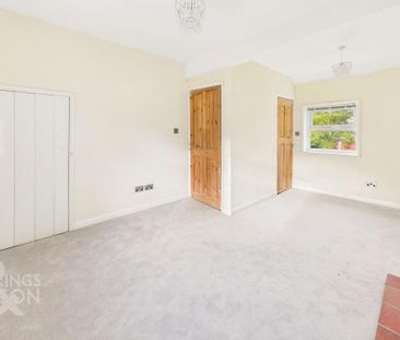 2 bedroom detached house to rent - Photo 2