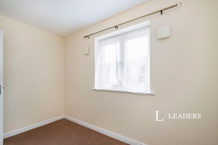3 bedroom apartment to rent - Photo 5