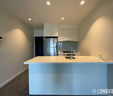 Elevated Southbank Urban Living - Photo 6