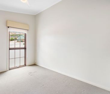 Open The Door to A Gardeners Dream - price reduced - Photo 4