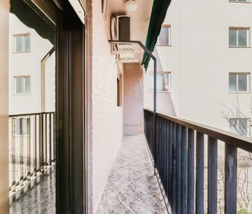 Carrer del Capità Uribarry, Burjassot, Valencian Community 46100 - Photo 6