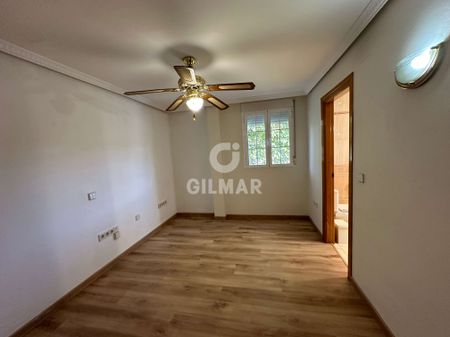 Chalet Independiente en alquiler en Boadilla del Monte – Madrid - Photo 4