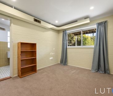 71 Hilder Street, Weston ACT 2611 - House For Rent | Domain - Photo 6