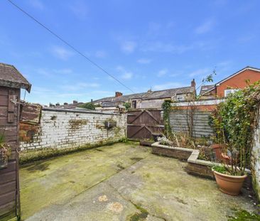 3 bedroom terraced house to rent - Photo 1