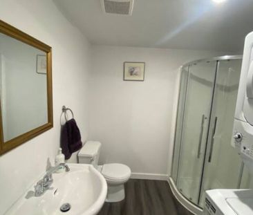 For Lease - 292 Simcoe Street Unit# 2, London East, Ontario - Photo 3