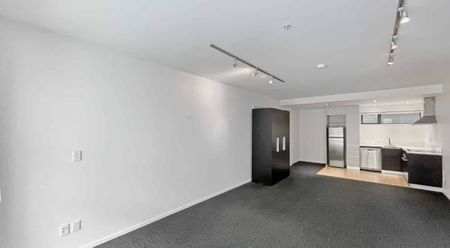 ***Welcome to apartment N102 in Revolucion Apartments*** - Photo 2