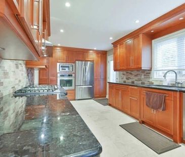 For Lease - 292 Hillside Drive, Mississauga, Ontario - Photo 1