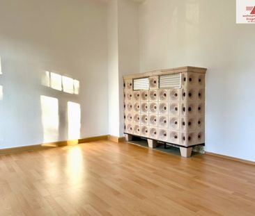 Charmante 3-Zimmer-Wohnung in denkmalgeschütztem Mehrfamilienhaus –... - Foto 1