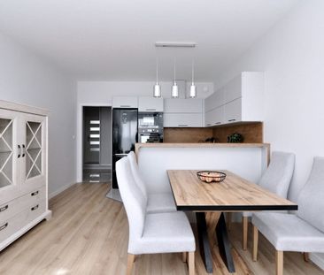 Nowe,umeblowane 2 pokoje 53m2 z balkonem i garażem 53.3 m² - Zdjęcie 5