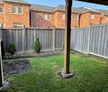 For Lease - 2178 Fiddlers Way Unit# 69, Oakville, Ontario - Photo 1