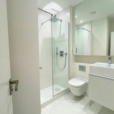 Manhattan Business Park West Gate - Photo 4