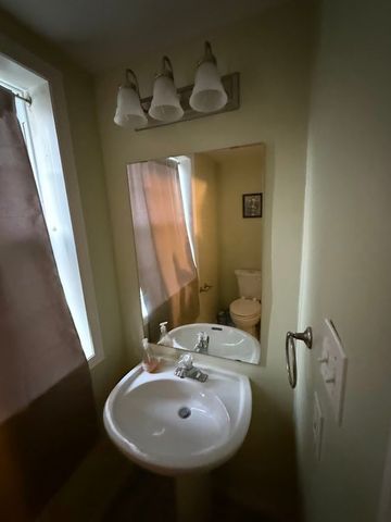 For Lease - 185 Highland Crescent Unit# 1, Kitchener, Ontario - Photo 2