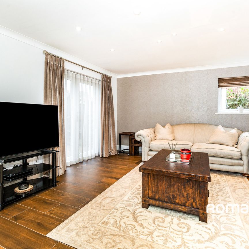 4 bedroom detached to rent - Photo 1