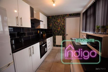 3 bedroom house share to rent - Photo 4