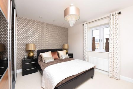 4 bedroom detached house to rent - Photo 5