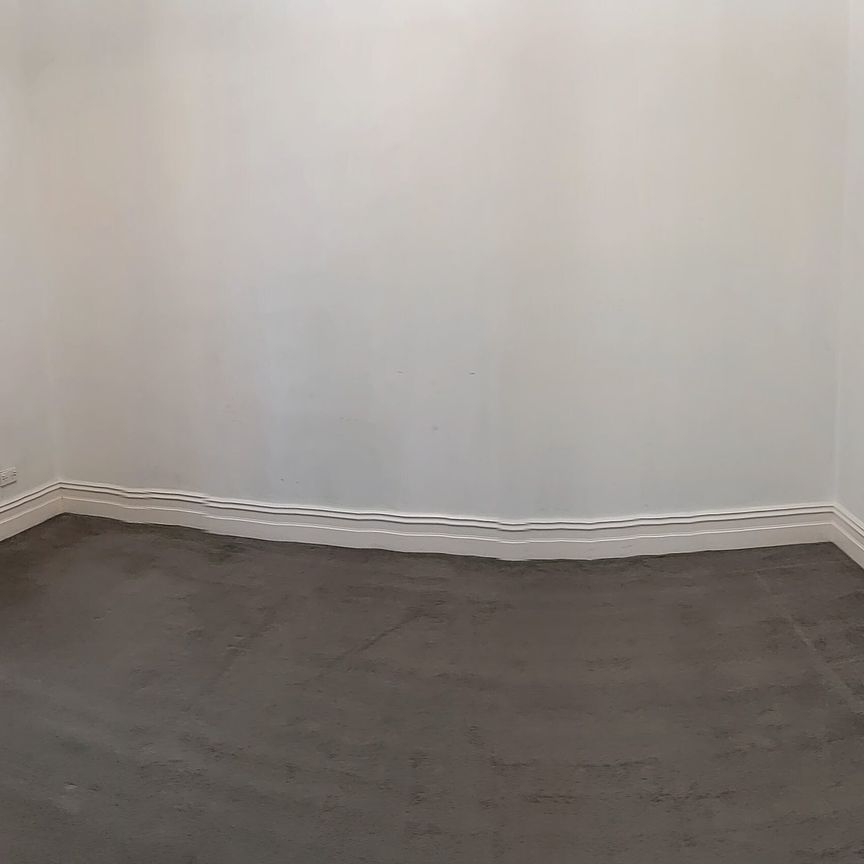 Camperdown - Photo 1