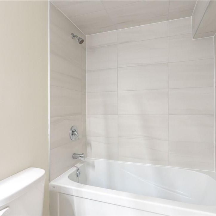 For Lease - 749 Upper Ottawa Street Unit# 2, Hamilton, Ontario - Photo 1