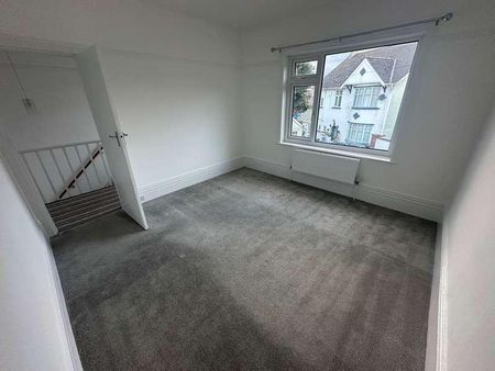 First Floor Flat, Castle Road, TQ1 - Photo 5