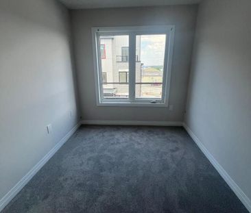 For Lease - 21 Baynes Way Unit# 2, Bradford West Gwillimbury, Ontario - Photo 4