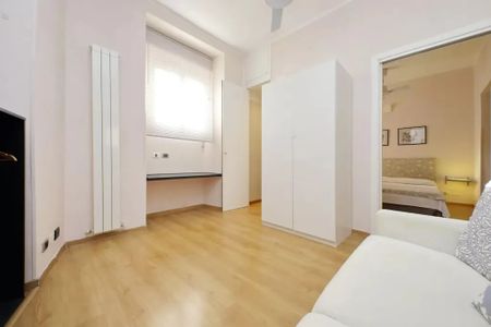 Via Nicolò III, Rome, Lazio 00165 - Photo 4