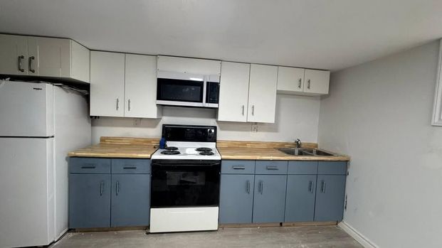 For Lease - 24 parkway Crescent, Clarington, Ontario - Photo 1