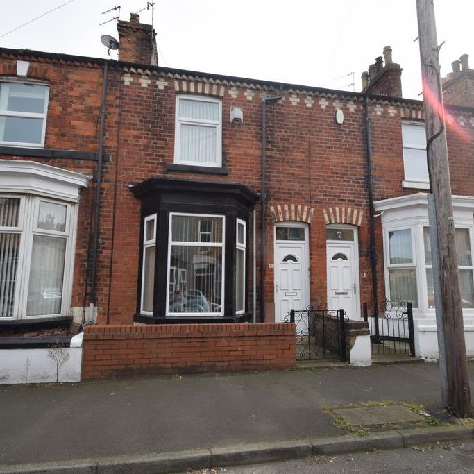 2 bedroom terraced house to rent - Photo 1